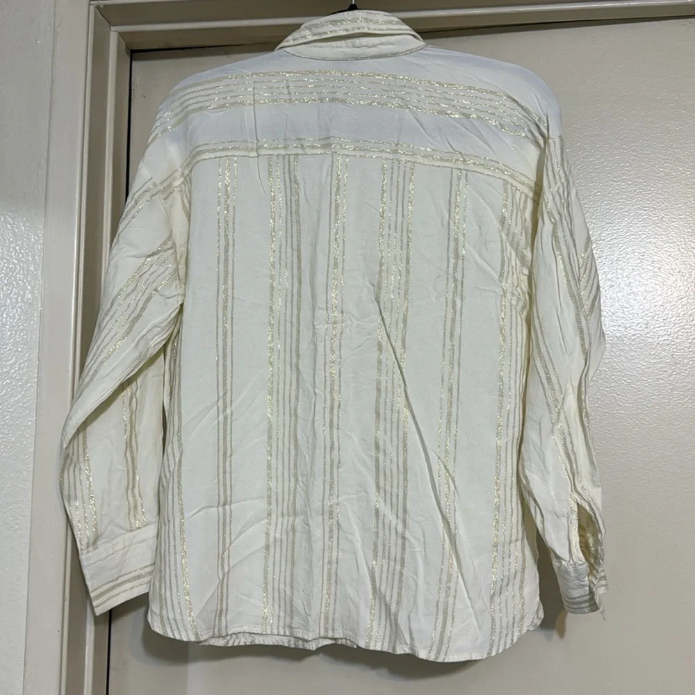 LOFT button down shirt - Picture 5 of 6